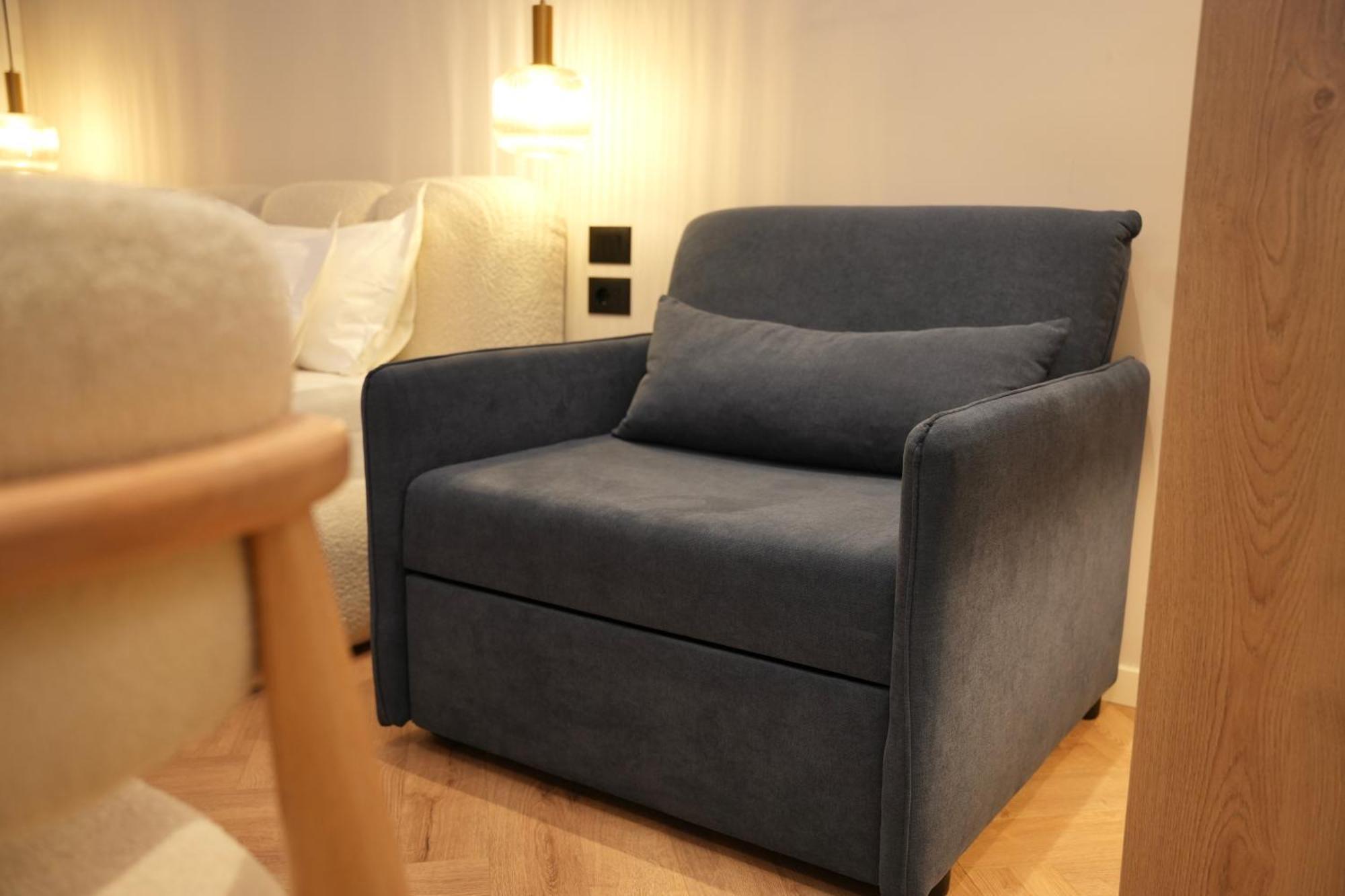 Nea Deluxe Apart-Hotel Тирана Экстерьер фото