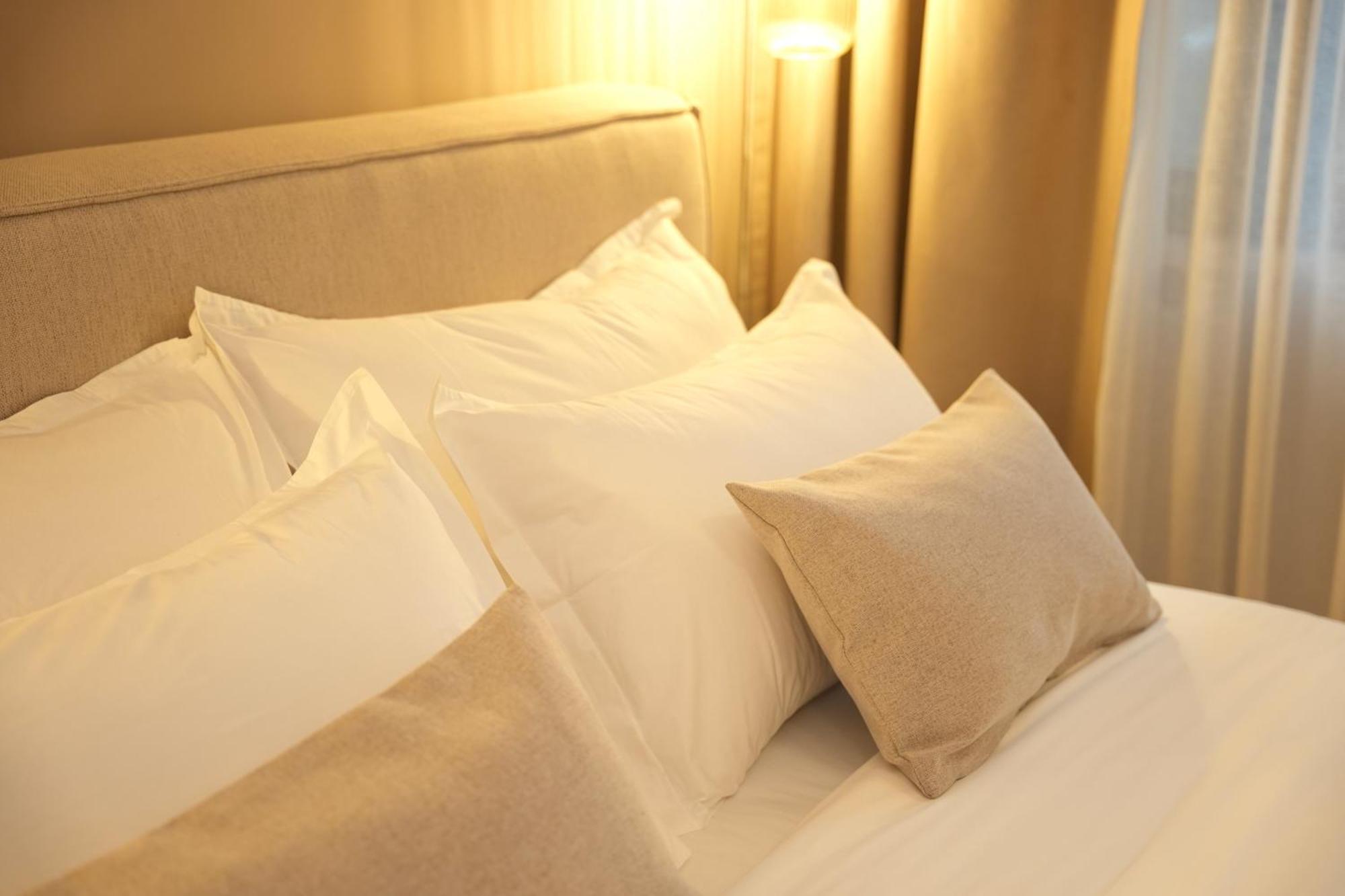 Nea Deluxe Apart-Hotel Тирана Экстерьер фото