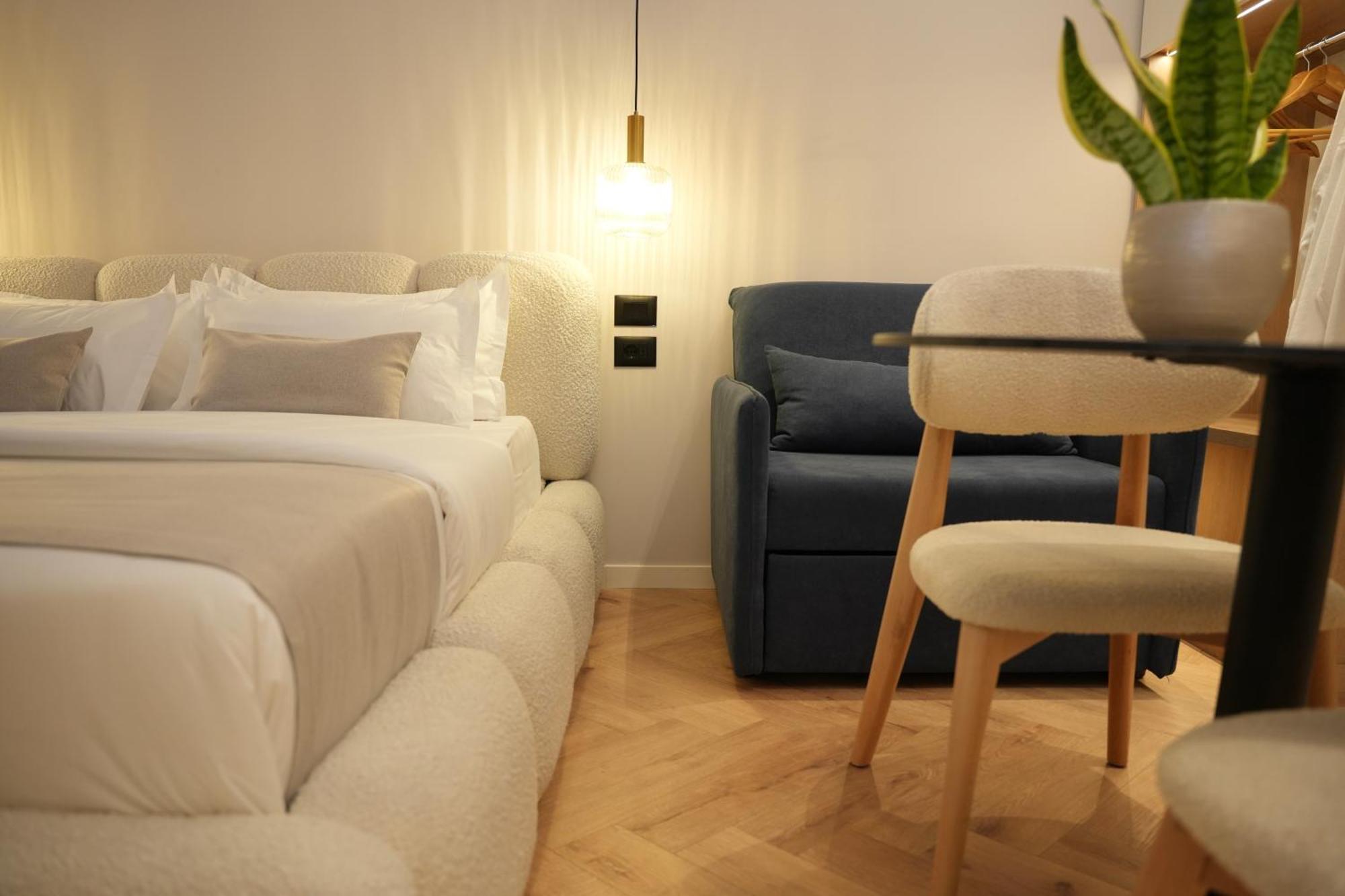 Nea Deluxe Apart-Hotel Тирана Экстерьер фото